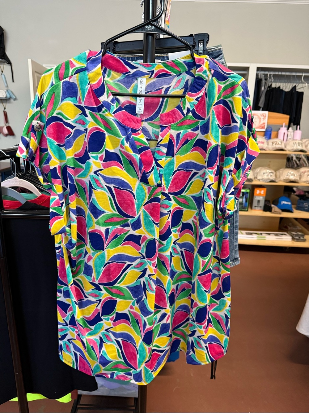Dear Scarlett Leaf-Print Split-Neck Blouse - Multicolor